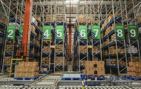 AMR 與 AGV：哪種倉庫機(jī)器人適合您？