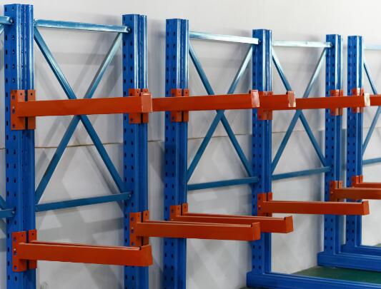 懸臂式貨架有哪些特點(diǎn)和優(yōu)點(diǎn)？